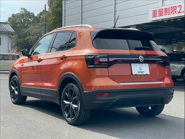 VOLKSWAGEN T-CROSS 2020 Image 31