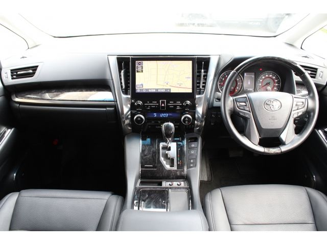 TOYOTA ALPHARD 2020 Image 31