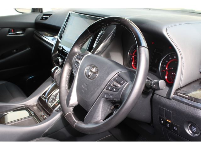 TOYOTA ALPHARD 2020 Image 31