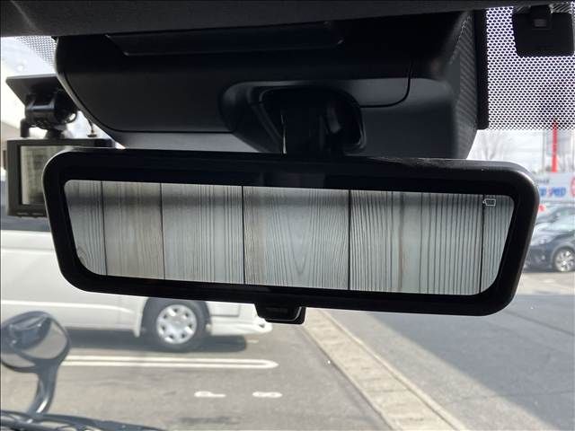 TOYOTA HIACE VAN 4WD 2021 Image 31