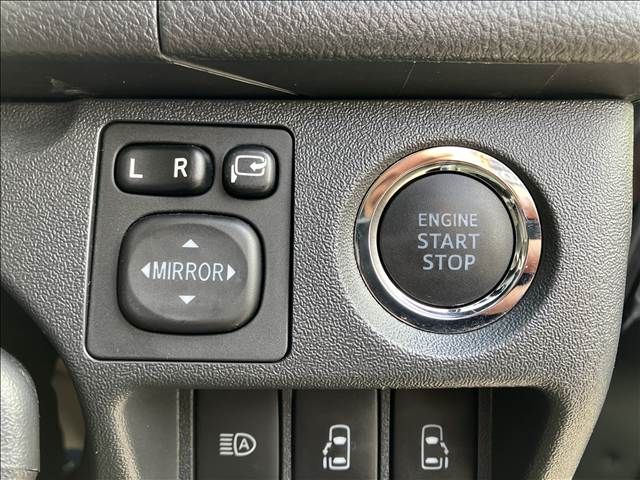 TOYOTA HIACE VAN 4WD 2021 Image 31