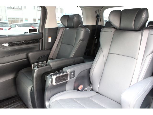 TOYOTA ALPHARD 2021 Image 31