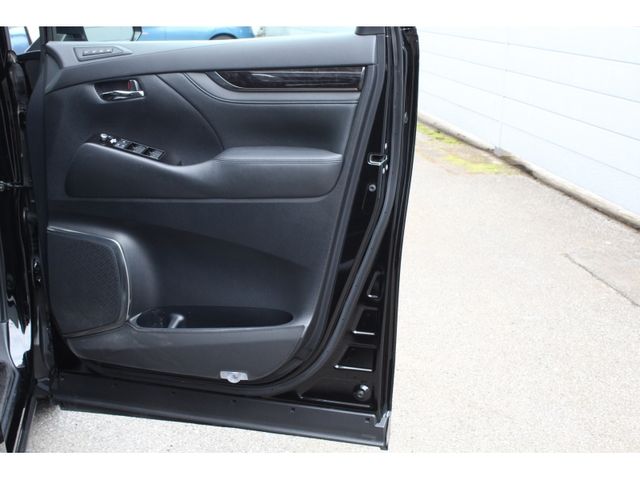 TOYOTA ALPHARD 2021 Image 31