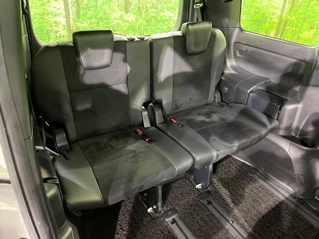 TOYOTA VOXY 2021 Image 31