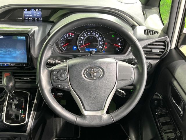 TOYOTA VOXY 2021 Image 31