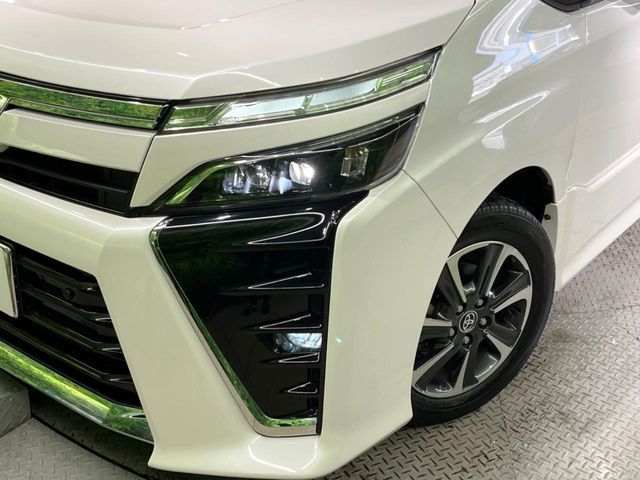 TOYOTA VOXY 2021 Image 31