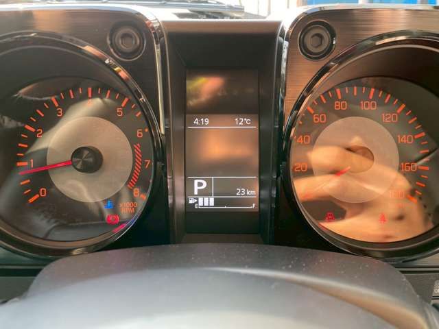 SUZUKI JIMNY NOMADE 2025 Image 31