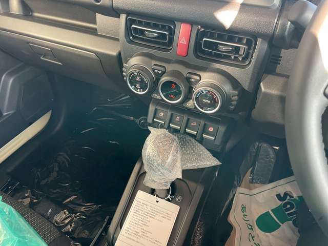 SUZUKI JIMNY NOMADE 2025 Image 31