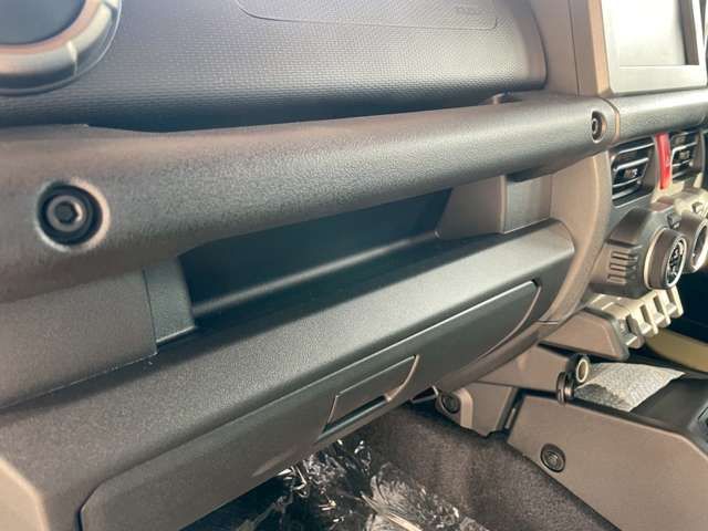 SUZUKI JIMNY NOMADE 2025 Image 31