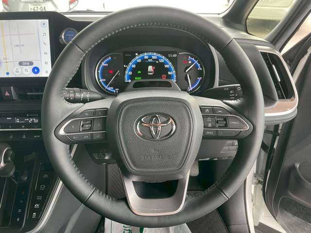 TOYOTA VOXY HYBRID 2023 Image 31