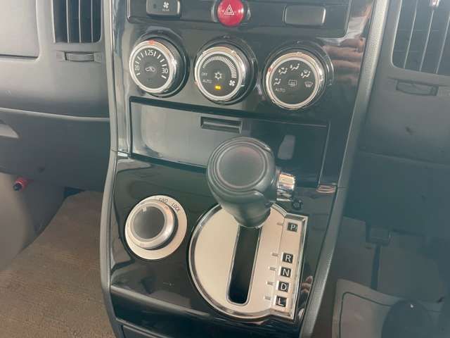 MITSUBISHI DELICA D:5 4WD 2017 Image 31