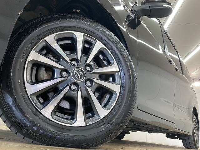 TOYOTA ESQUIRE HYBRID 2018 Image 31