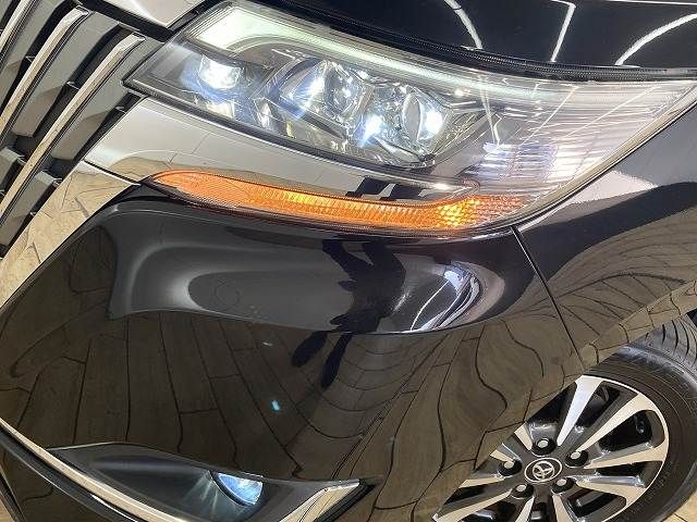 TOYOTA ESQUIRE HYBRID 2018 Image 31