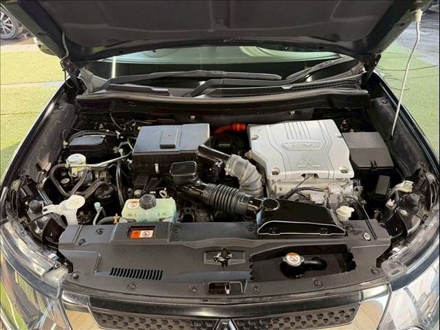 MITSUBISHI OUTLANDER PHEV 2019 Image 31