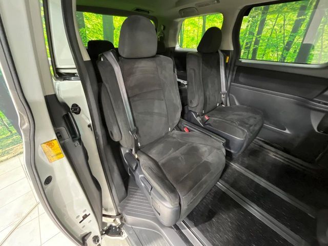 TOYOTA VELLFIRE 2010 Image 31