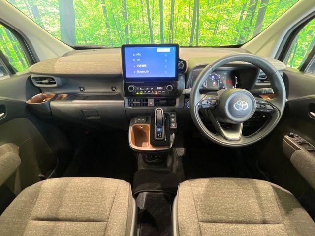 TOYOTA SIENTA HYBRID 2023 Image 31