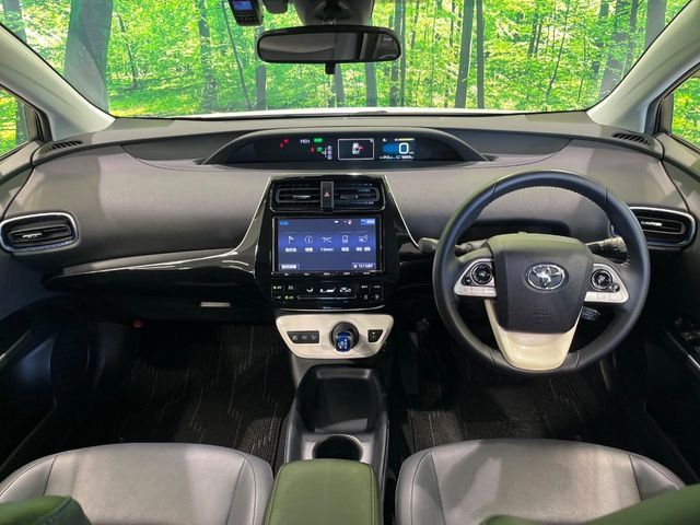 TOYOTA PRIUS 2018 Image 31