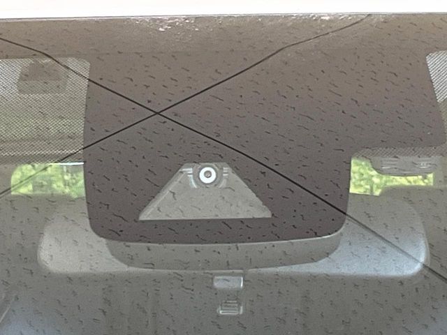 TOYOTA PRIUS 2018 Image 31