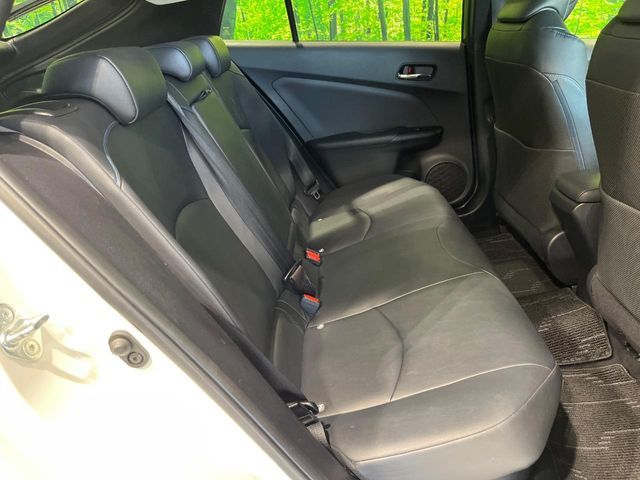 TOYOTA PRIUS 2018 Image 31