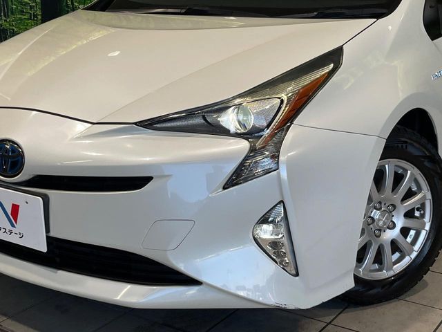 TOYOTA PRIUS 2018 Image 31