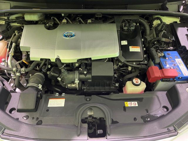 TOYOTA PRIUS 2018 Image 31