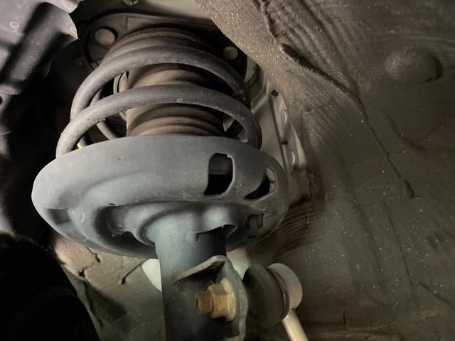 TOYOTA PRIUS 2018 Image 31