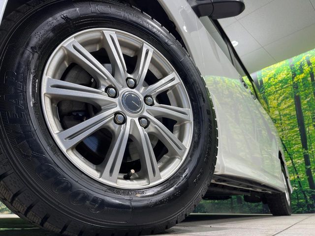 TOYOTA VOXY 4WD 2018 Image 31