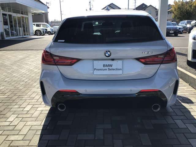 BMW 1SERIES 2022 Image 31