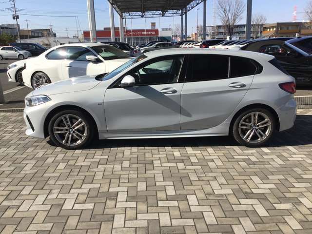 BMW 1SERIES 2022 Image 31