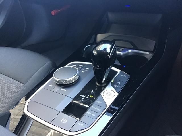 BMW 1SERIES 2022 Image 31