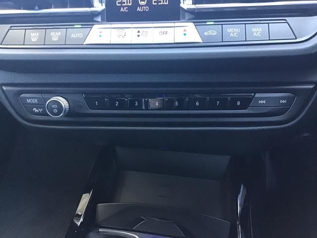 BMW 1SERIES 2022 Image 31