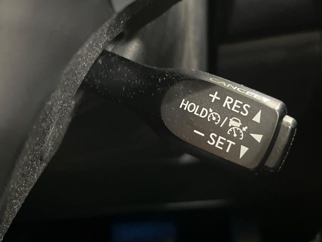 TOYOTA HARRIER 2WD 2018 Image 31