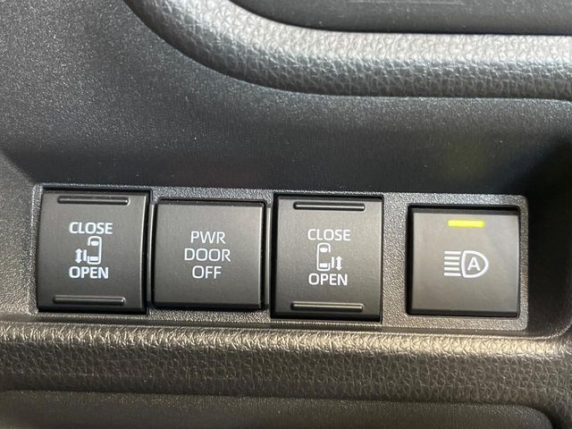 TOYOTA SIENTA HYBRID 2023 Image 31