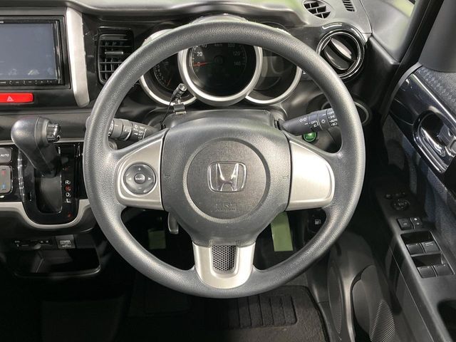 HONDA N BOX CUSTOM 2017 Image 31