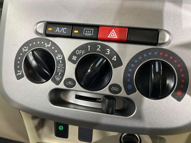 DAIHATSU TANTO 2013 Image 31