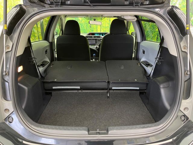 TOYOTA AQUA 2013 Image 31