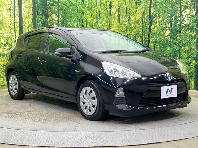 TOYOTA AQUA 2013 Image 31