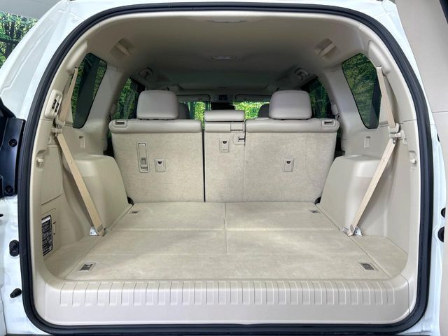 TOYOTA LANDCRUISER PRADO 2023 Image 31