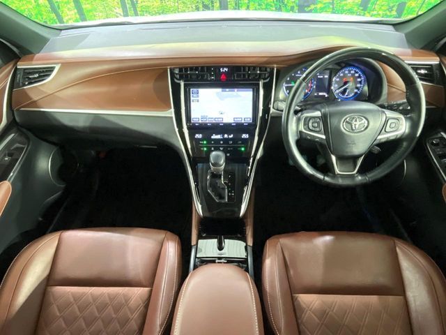 TOYOTA HARRIER 2WD 2017 Image 31