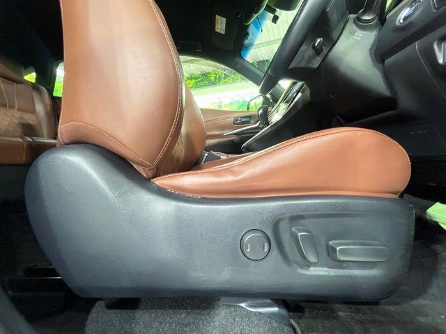 TOYOTA HARRIER 2WD 2017 Image 31