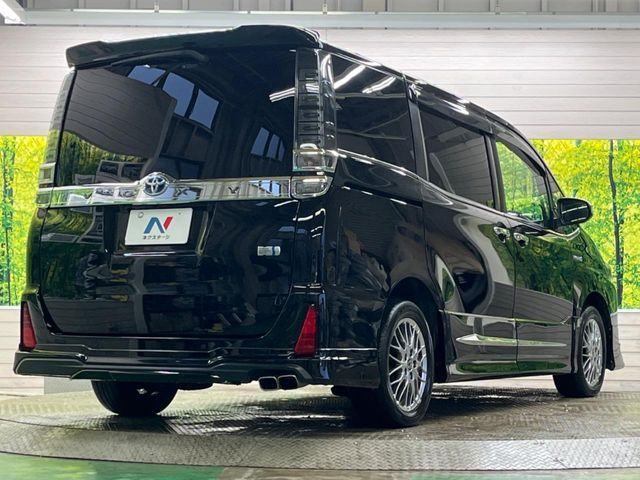 TOYOTA VOXY HYBRID 2020 Image 31