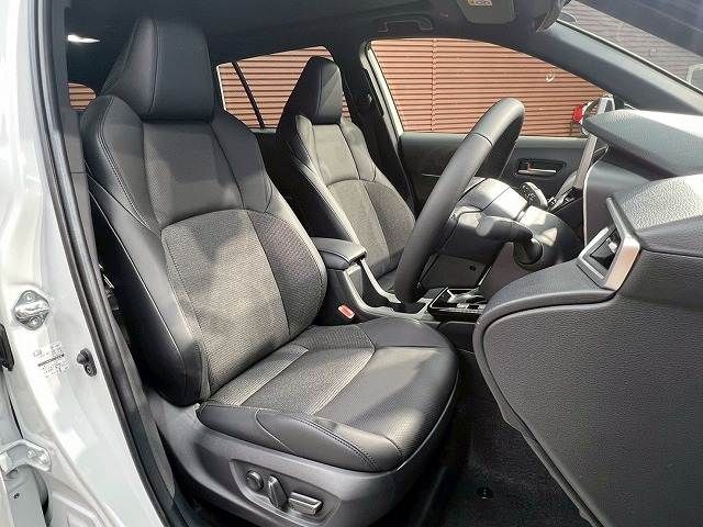 TOYOTA COROLLA CROSS HYBRID 2026 Image 31