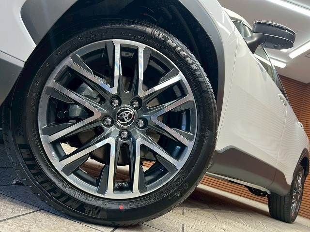 TOYOTA COROLLA CROSS HYBRID 2026 Image 31