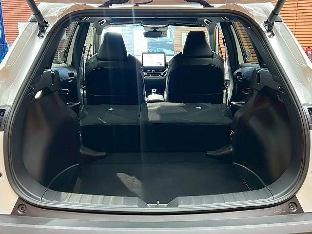 TOYOTA COROLLA CROSS HYBRID 2026 Image 31