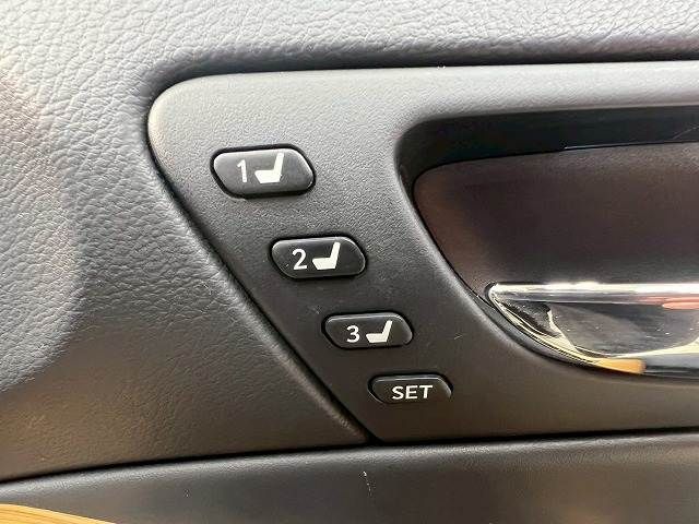 TOYOTA LEXUS IS300H 2013 Image 31