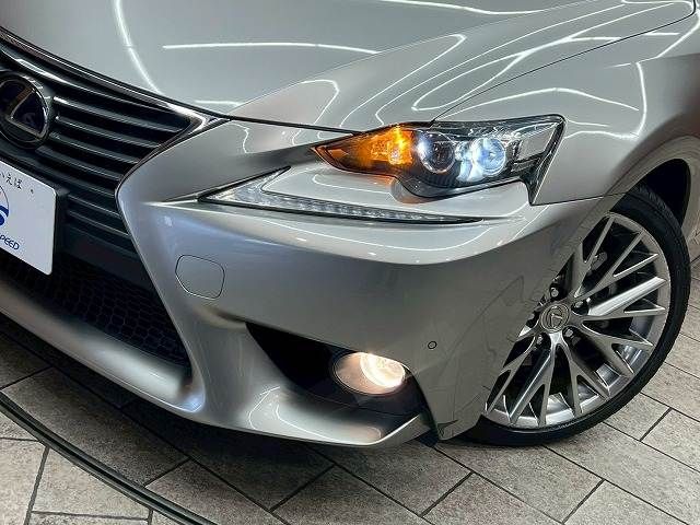 TOYOTA LEXUS IS300H 2013 Image 31