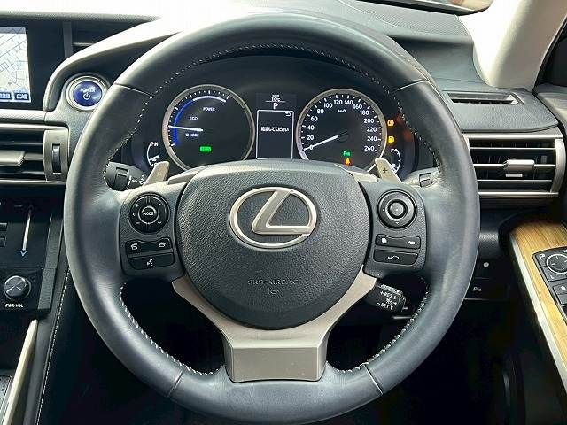 TOYOTA LEXUS IS300H 2013 Image 31