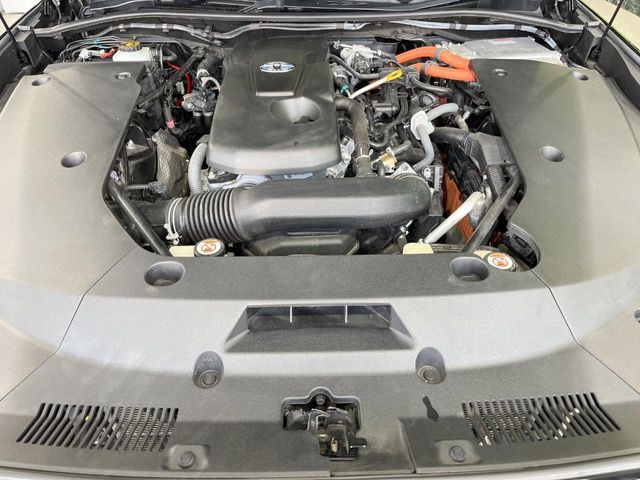 TOYOTA CROWN SEDAN HYBRID 2019 Image 31