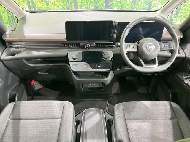NISSAN SERENA  WG 2025 Image 31