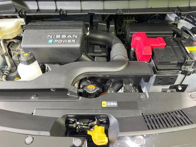 NISSAN SERENA  WG 2025 Image 31